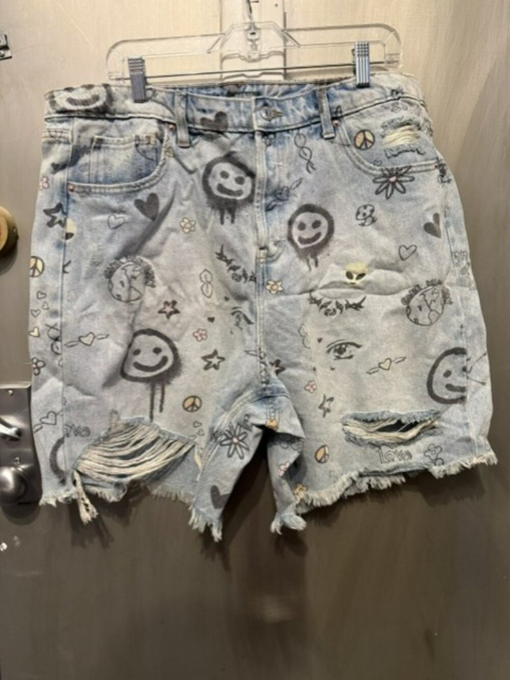 Retro Vintage inspired High Rise Bermuda Jean Shorts - light wash doodle print
